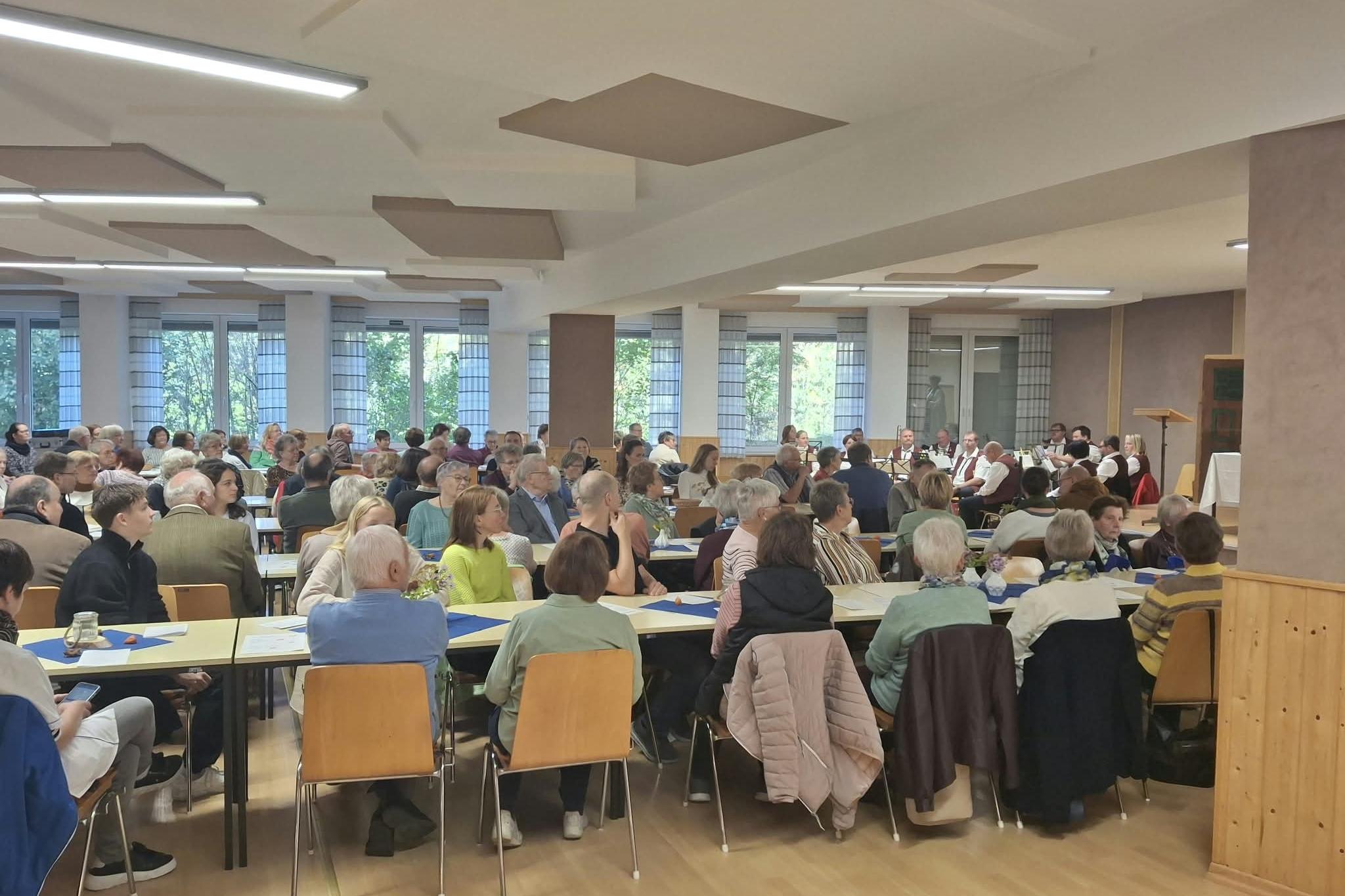 Diakoniegottesdienst im Pfarrsaal der Hl. Geist Kirche